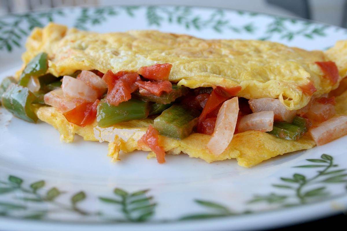 Ilustrasi martabak telur (Pixabay/Marta Tapias Merino)