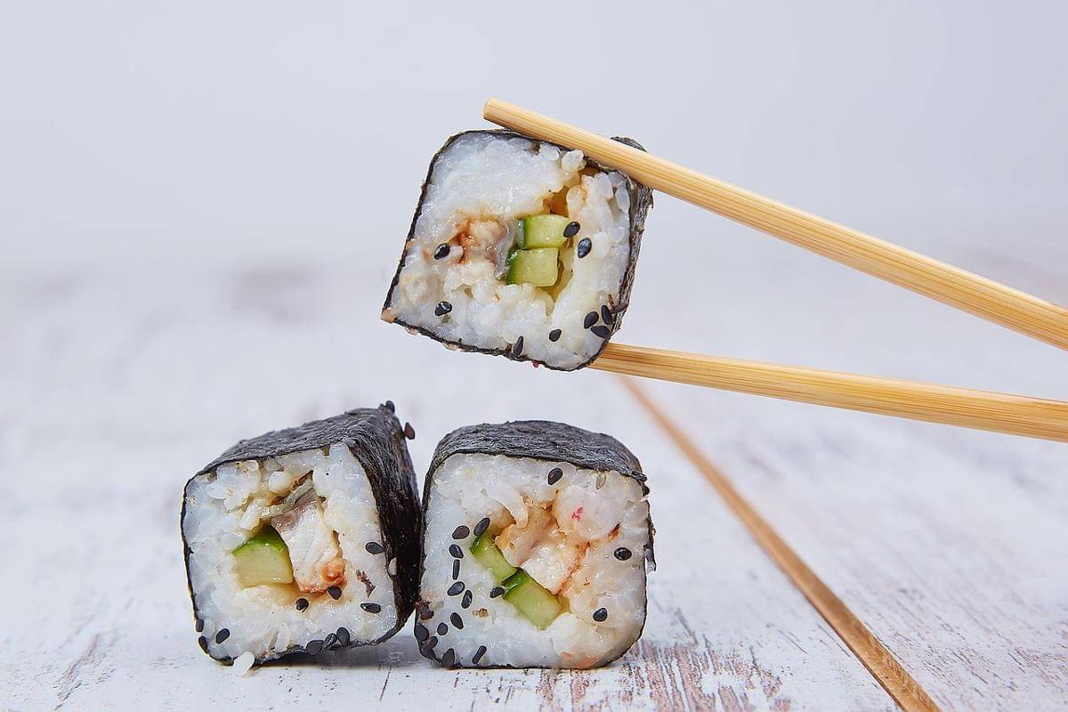 Ilustrasi kuliner sushi (Pixabay/Adamsov Production)