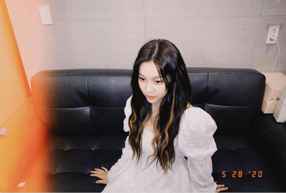 potret Umji VIVIZ (Instagram.com/ummmmm_j.i)