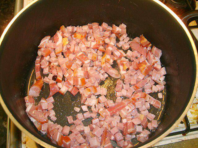 ilustrasi masak daging (commons.wikimedia.org/Father.Jack)