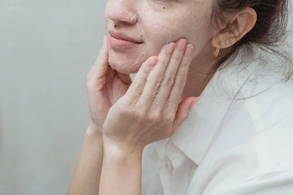 ilustrasi kulit wajah (pexels.com/Miriam Alonso)
