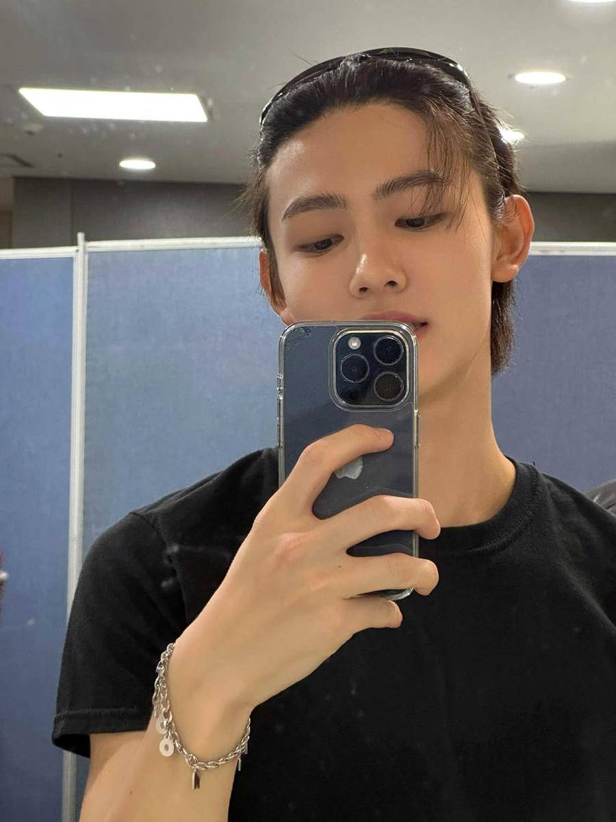 CORTIS (instagram.com/cortisbighit)