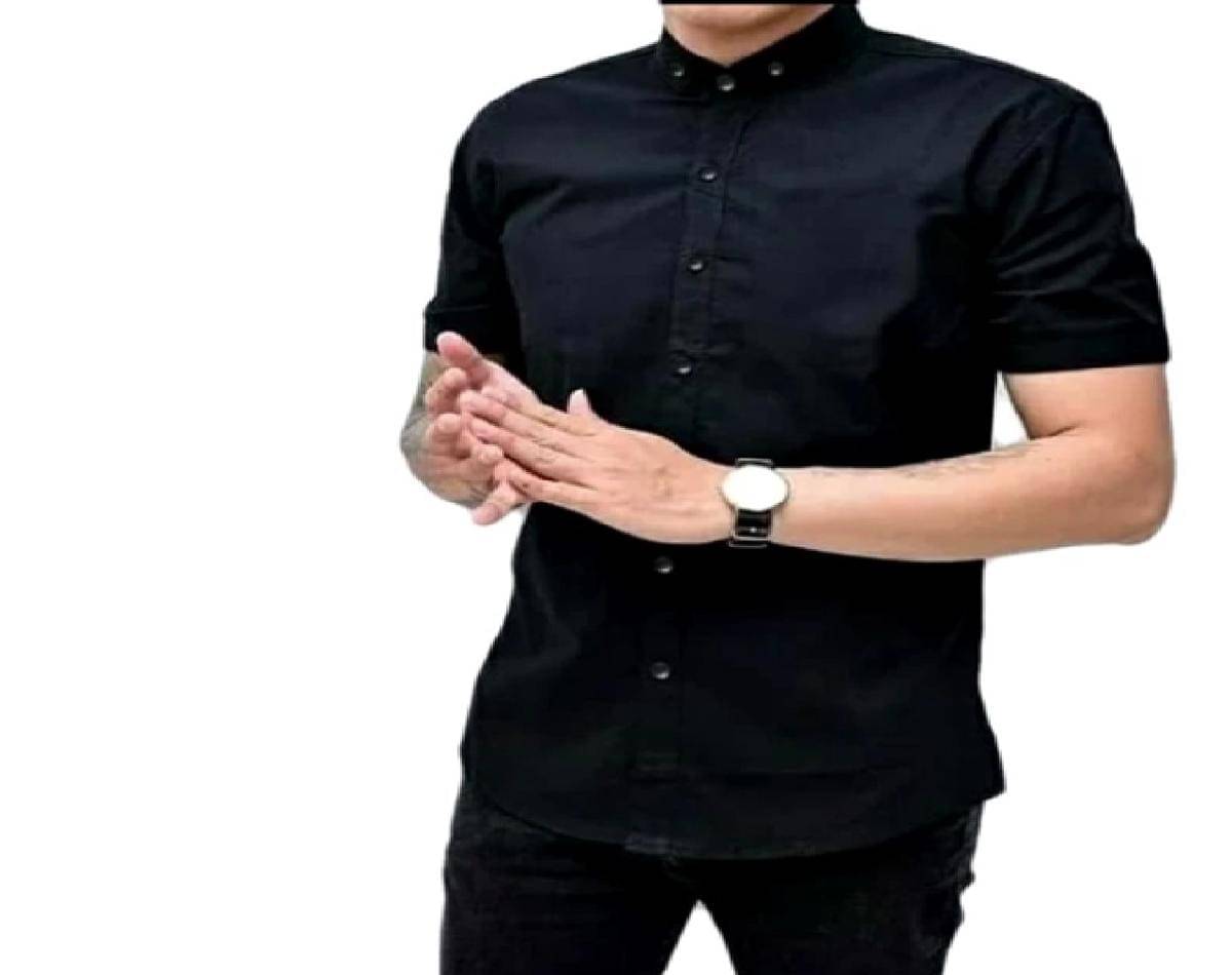 SN Samba Noise Kemeja Hitam Lengan Pendek (shopee.co.id/R&R_Cloth)