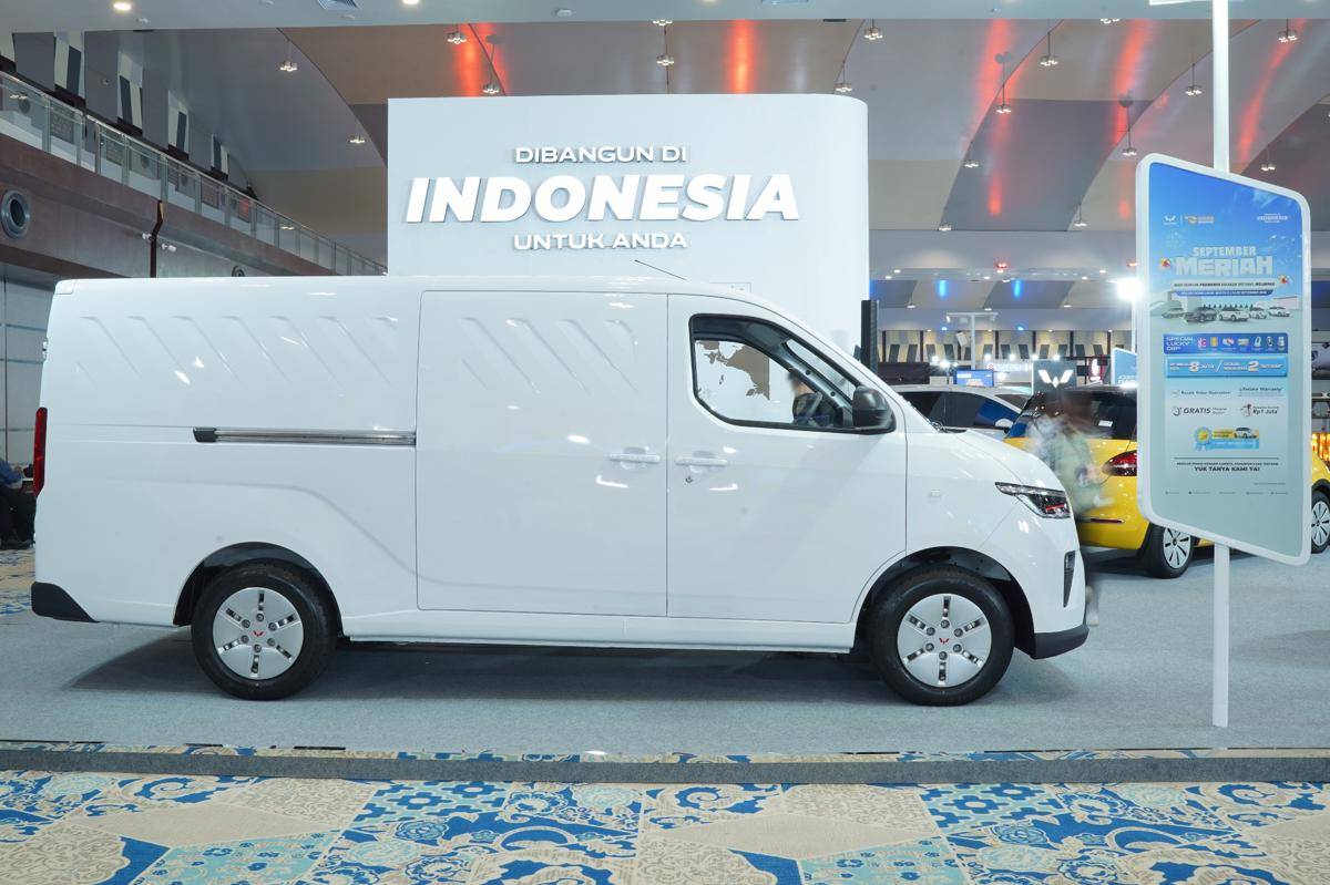 Giias semarang, wuling, binguo ev