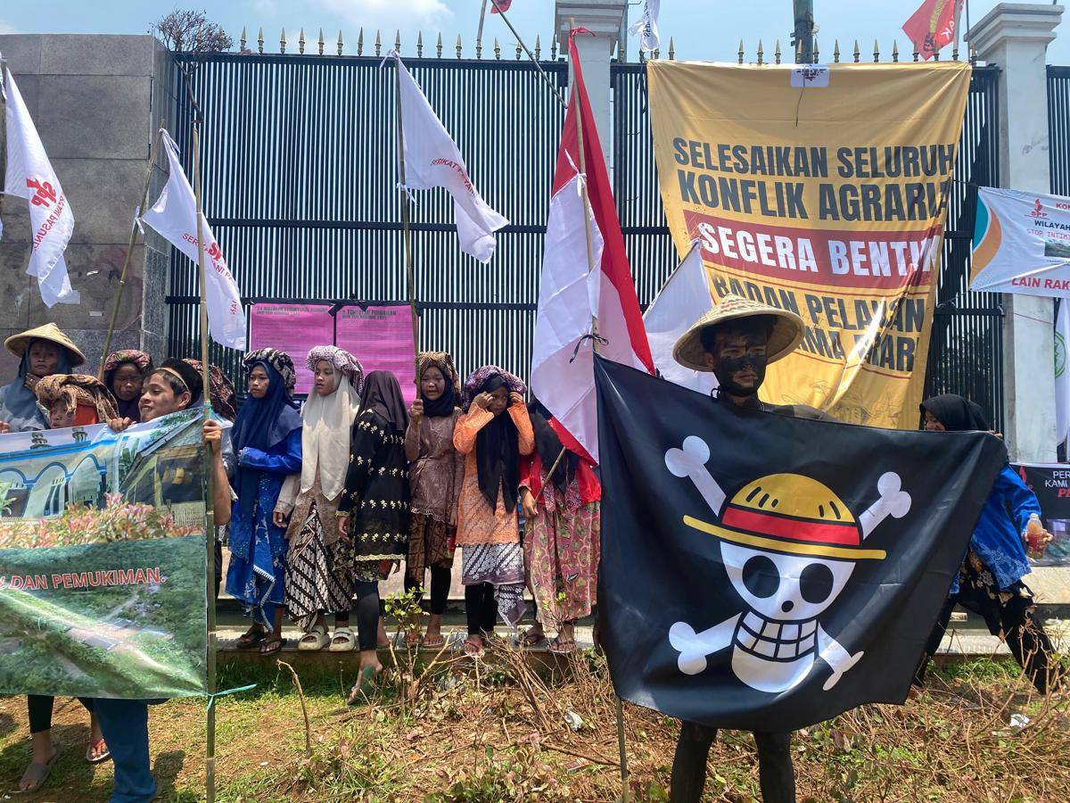 Demo buruh tani di DPR