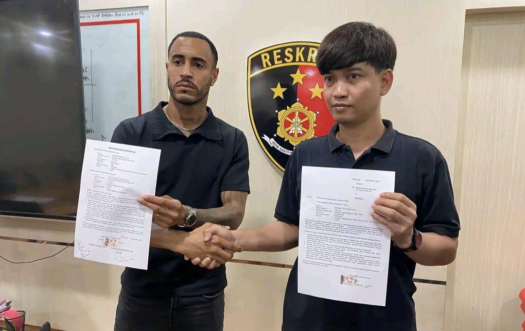 Pemain PSM Makassar Victor Luiz berdamai dengan seorang warga yang melaporkannya terkait dugaan penganiayaan. (Dok. Istimewa)