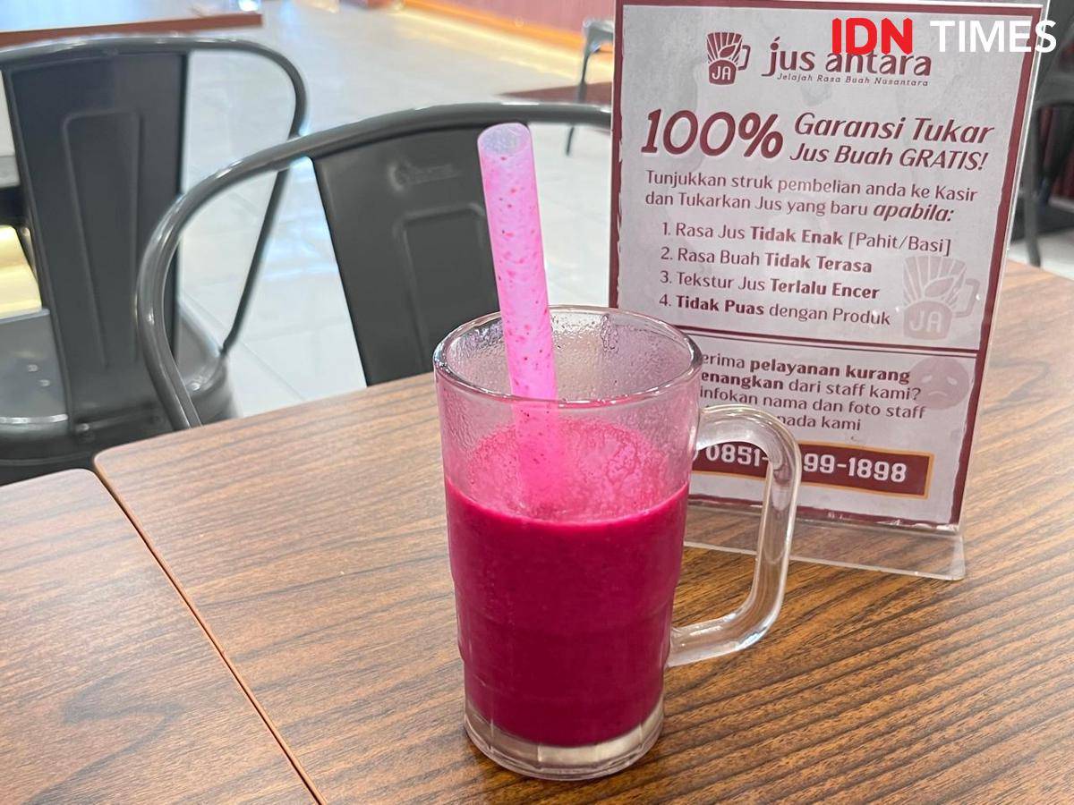 Potret jus buah naga