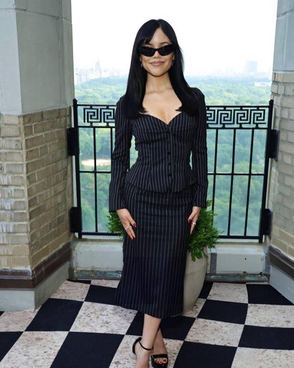 New York Photo Call for @beetlejuicemovie.jpg