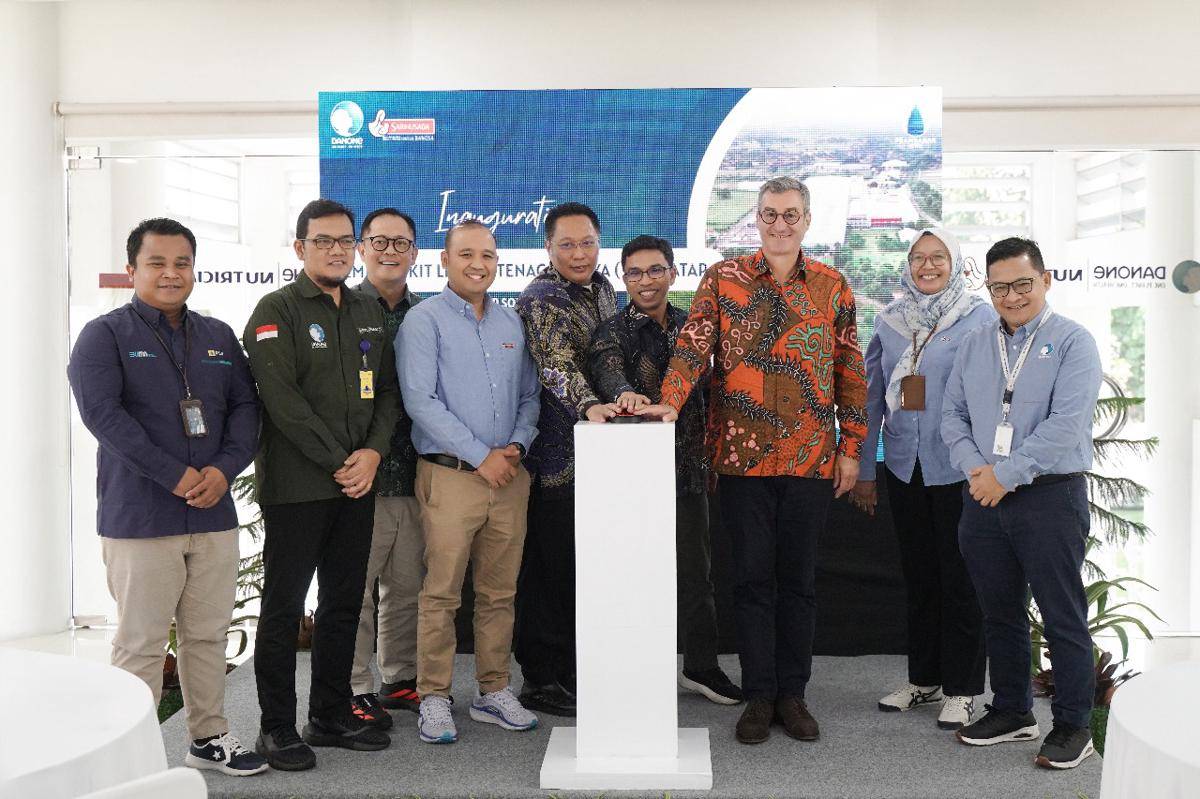 Peresmian Pembangkit Listrik Tenaga Surya (PLTS) Atap di Pabrik Sarihusada, Prambanan, Klaten, Jawa Tengah. (Dok. Istimewa)