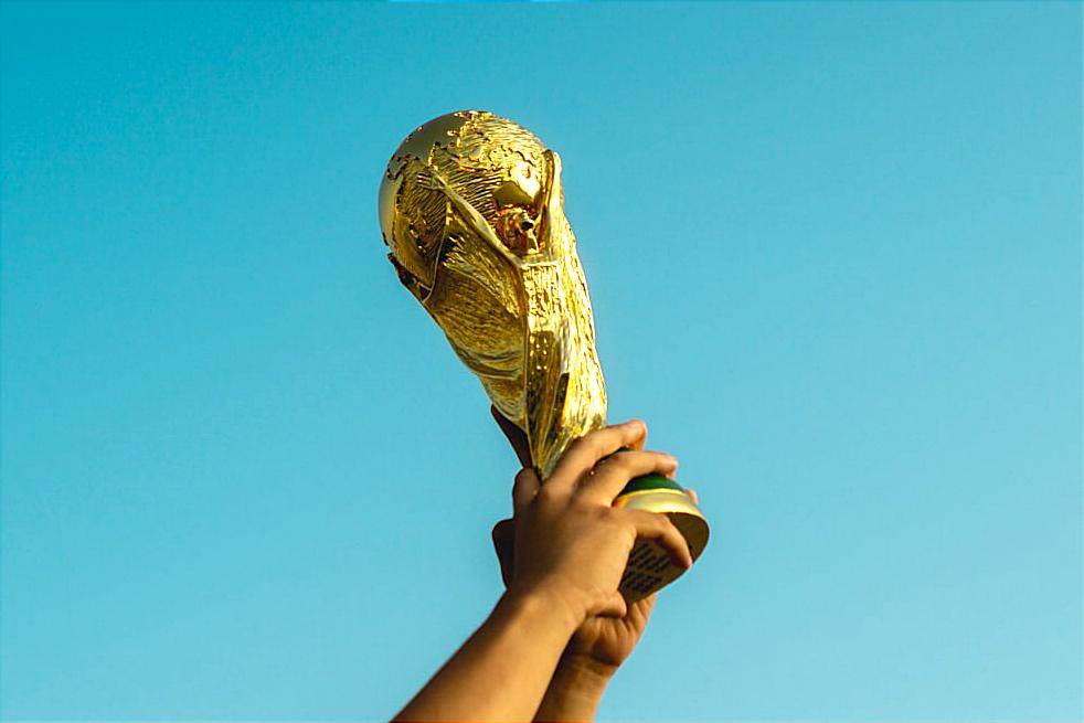 ilustrasi trofi Piala Dunia