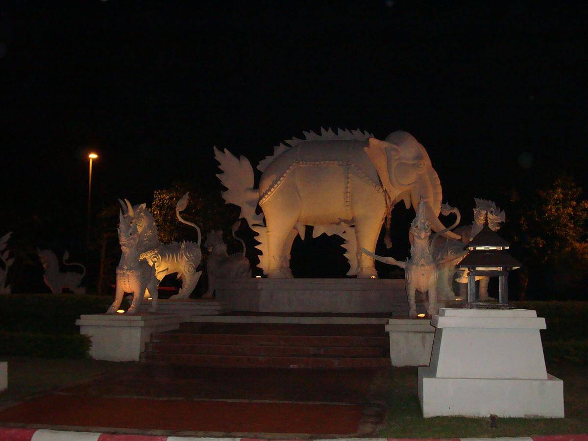 potret Chiang Mai Night Safari (commons.wikimedia.org/KungDekZa)