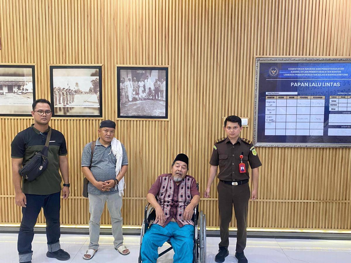 DPO pencabulan saat ditangkap tim Tabur Kejati Banten