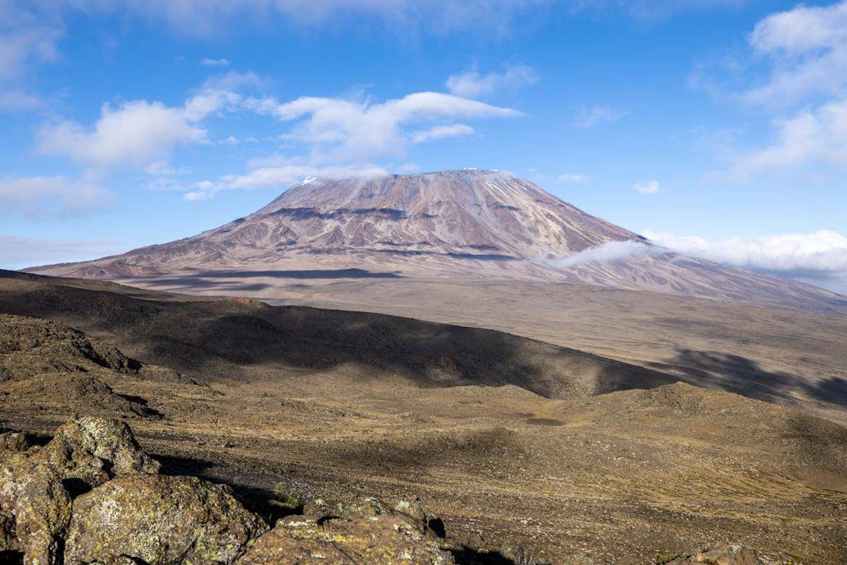 Gunung Kilimanjaro di Tanzania, Afrika Timur