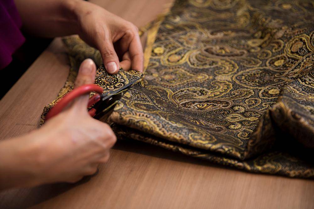 Ilustrasi batik (freepik.com/azerbaijan_stockers)
