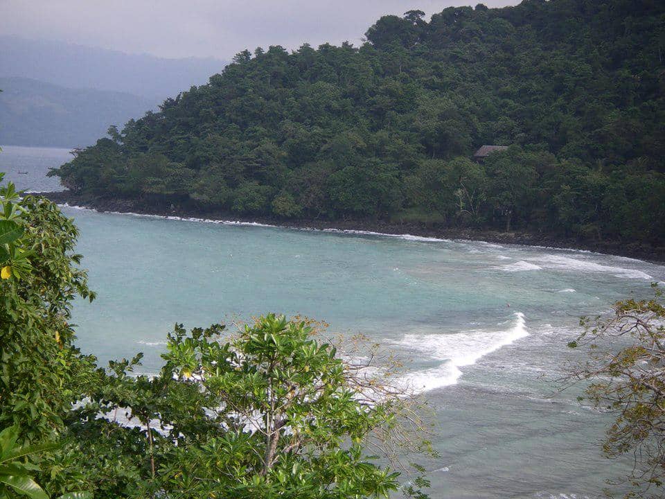 Pantai Gapang, Sabang, Aceh , foto oleh Asep Mulyadi(wikimedia.org)