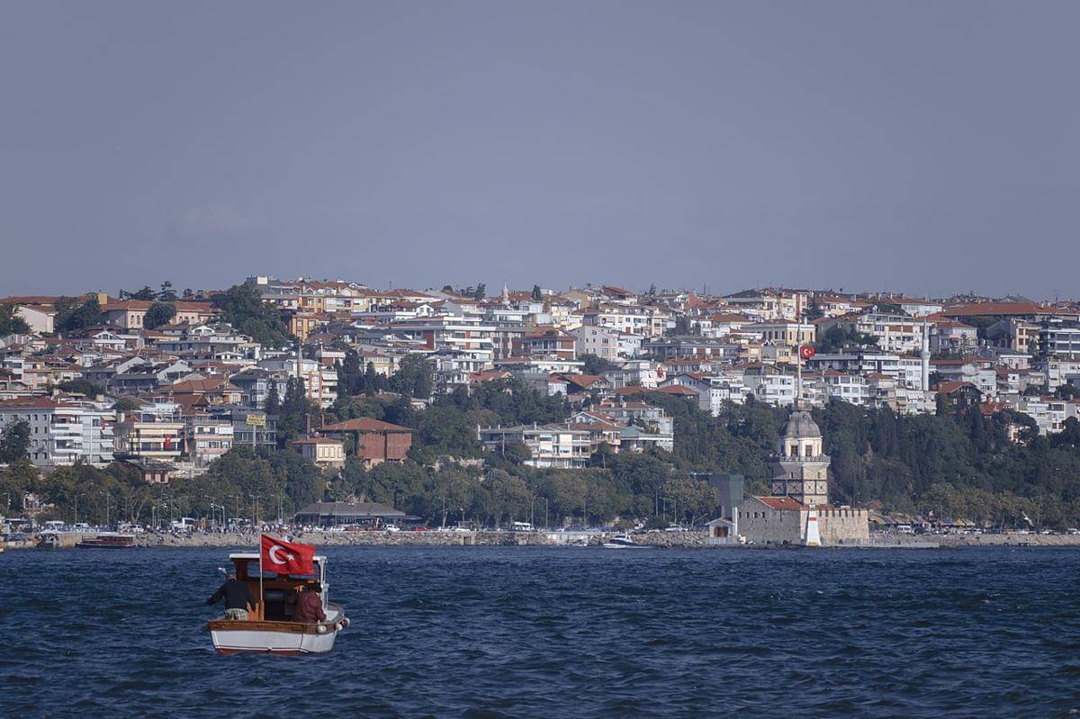 pemandangan Laut Hitam dari Istanbul 