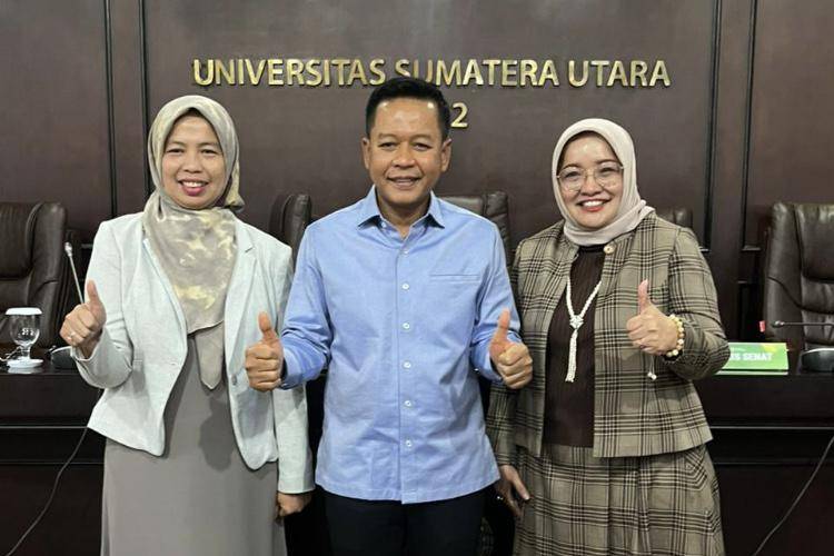 Prof. Poppy Anjelisa, Prof. Muryanto Akin dan Prof. Isfentu Sadalia saat penyaringan Calon Rektor USU oleh Senat Akademik USU, 25/09/25 / Sc : Istimewa