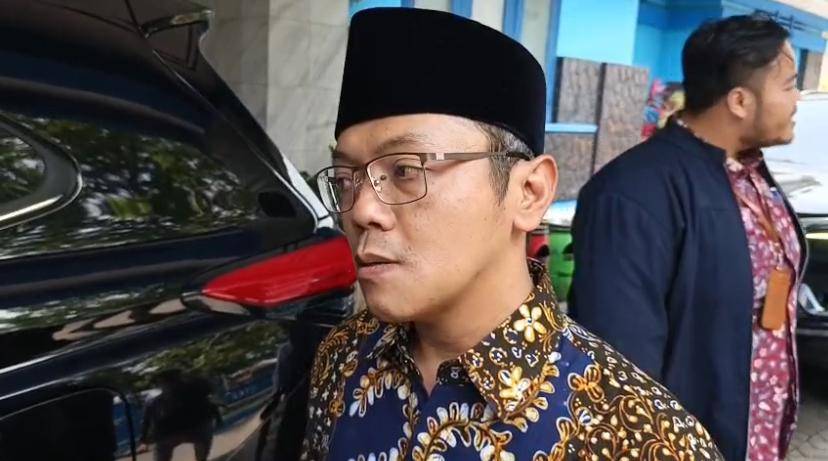 Wamendikdasmen RI Fajar Riza Ul-Haq di Sukabumi (IDN Times/Siti Fatimah)
