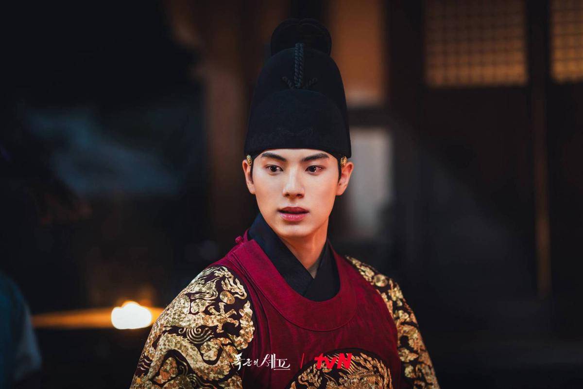 Cuplikan drama Korea Bon Appetit, Your Majesty (dok. tvN/Bon Appetit, Your Majesty)