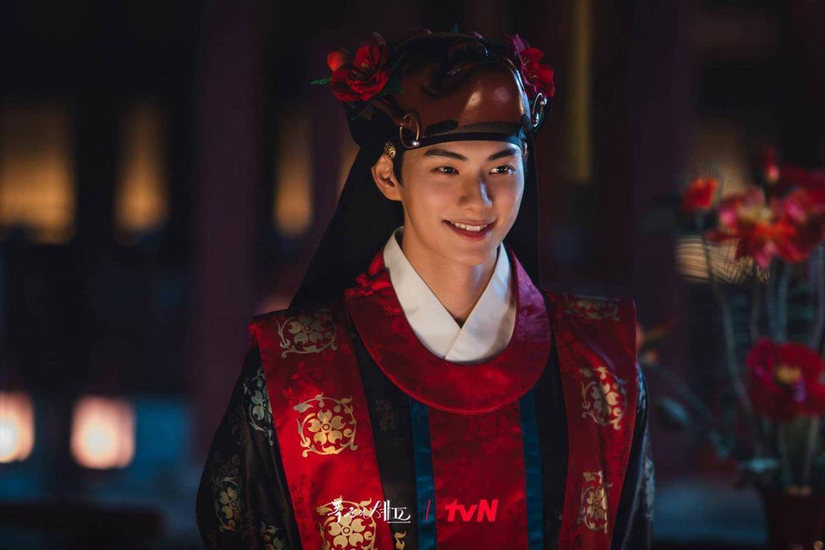 Cuplikan drama Korea Bon Appetit, Your Majesty (dok. tvN/Bon Appetit, Your Majesty)