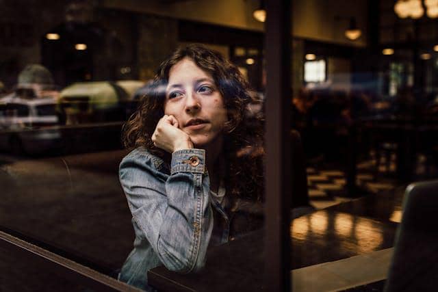 ilustrasi proses move on (pexels.com/Juan Pablo Serrano)