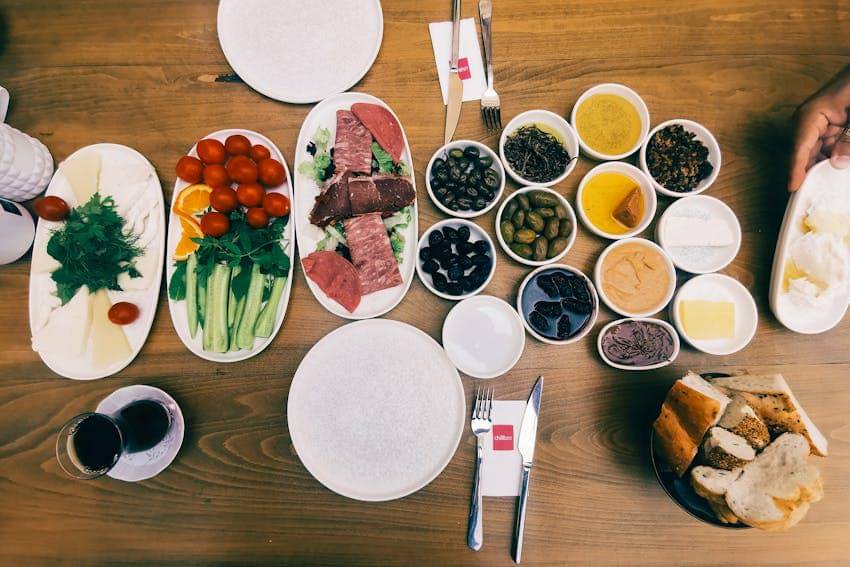 Ilustrasi menu sarapan Korea Selatan