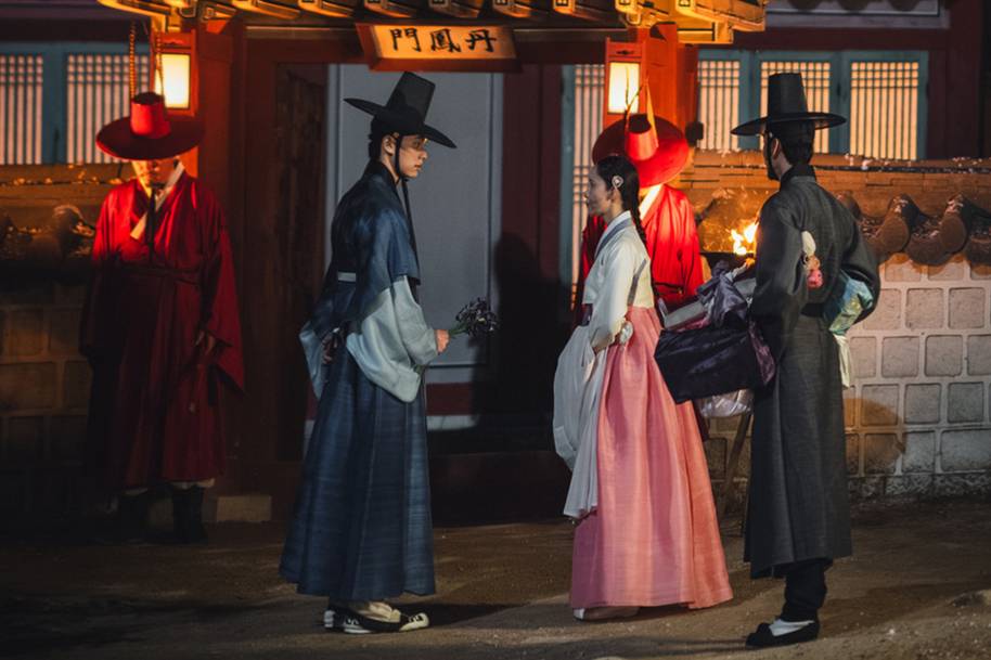 cuplikan drama Korea Bon Appétit Your Majesty (dok. tvN/Bon Appétit Your Majesty)
