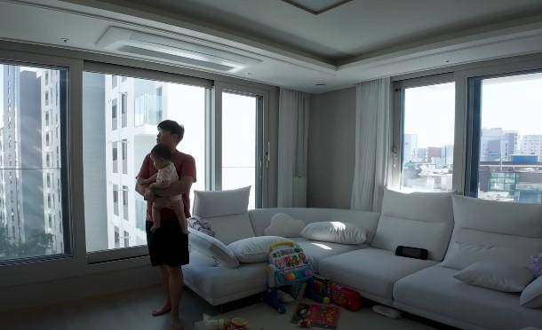 Rumah Jang Hansol (youtube.com/@KoreaReomit)