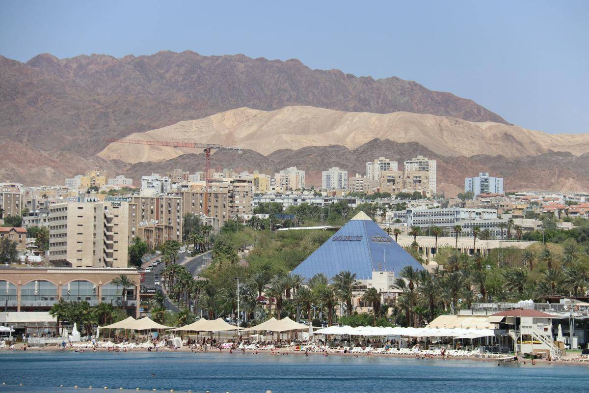 kota Eilat, Israel (unsplash.com/Shalev Cohen)