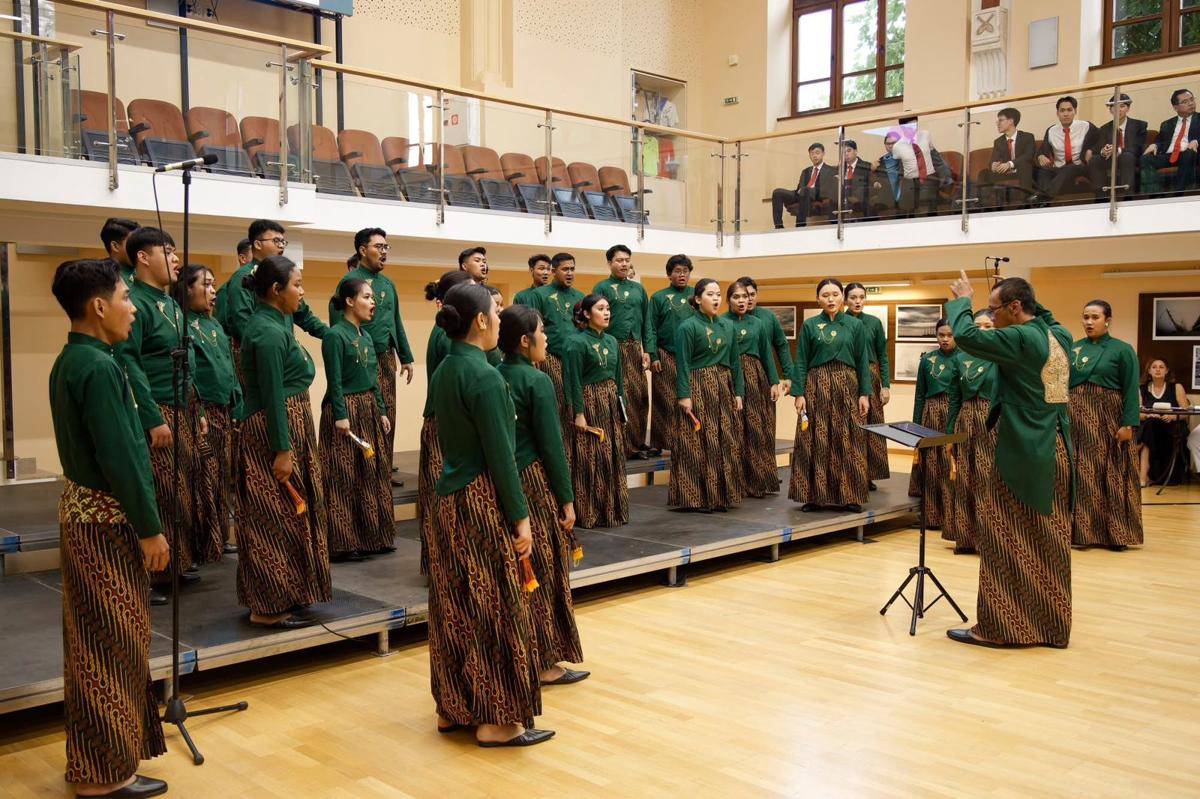 Unika soegijapranata, paduan suara, gratia choir