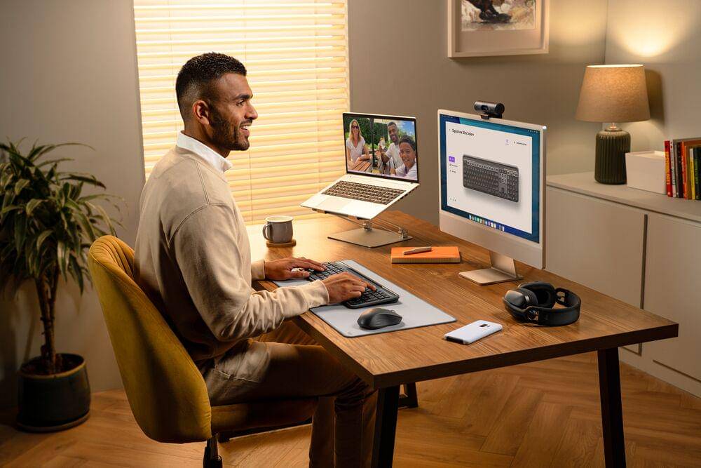 Signature Slim Solar K980 LIFE Graphite