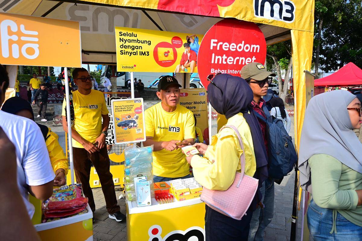 Sesi Eduselling Booth IM3 di Lapangan Korpri Pemda, Lampung Selatan.JPG
