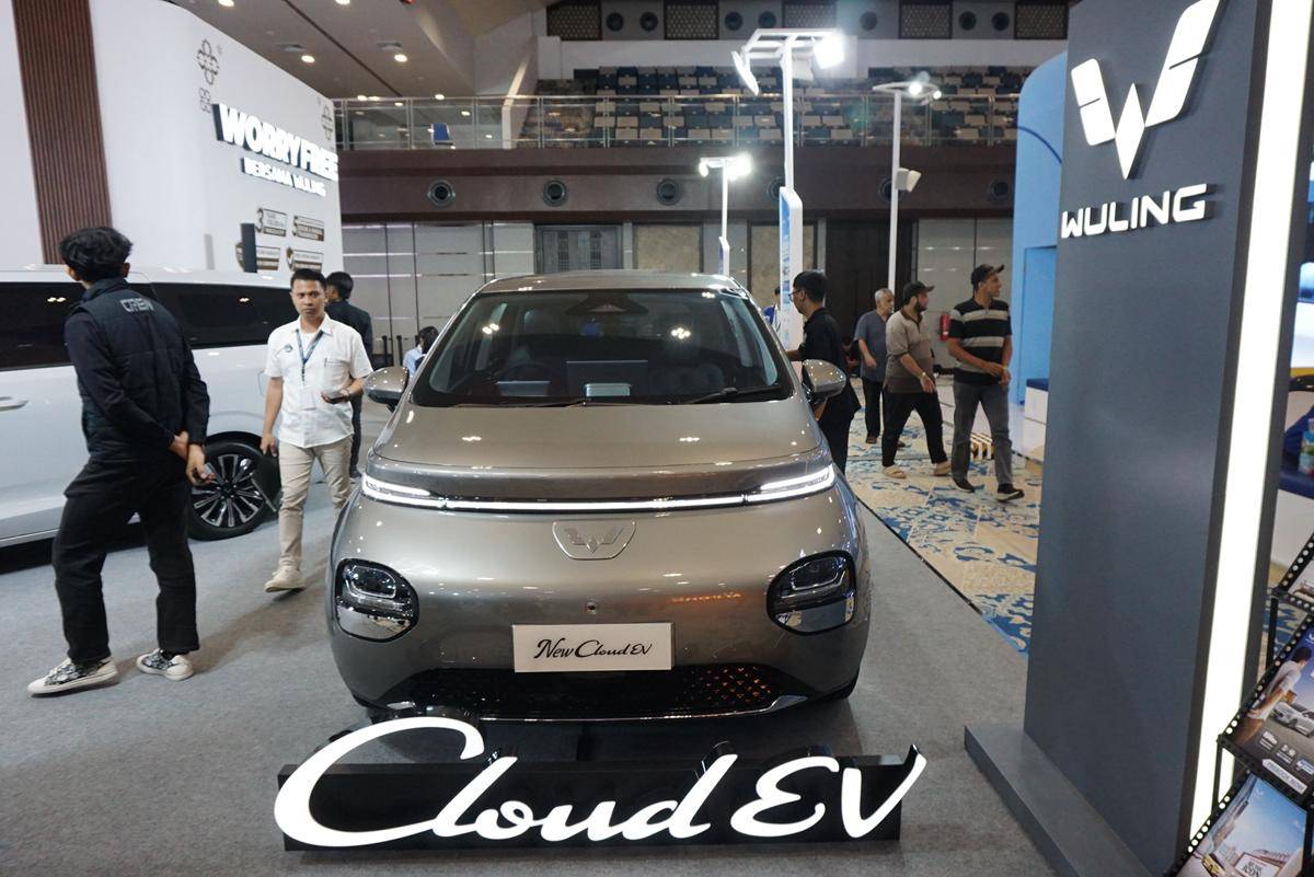 Giias semarang, wuling, binguo ev