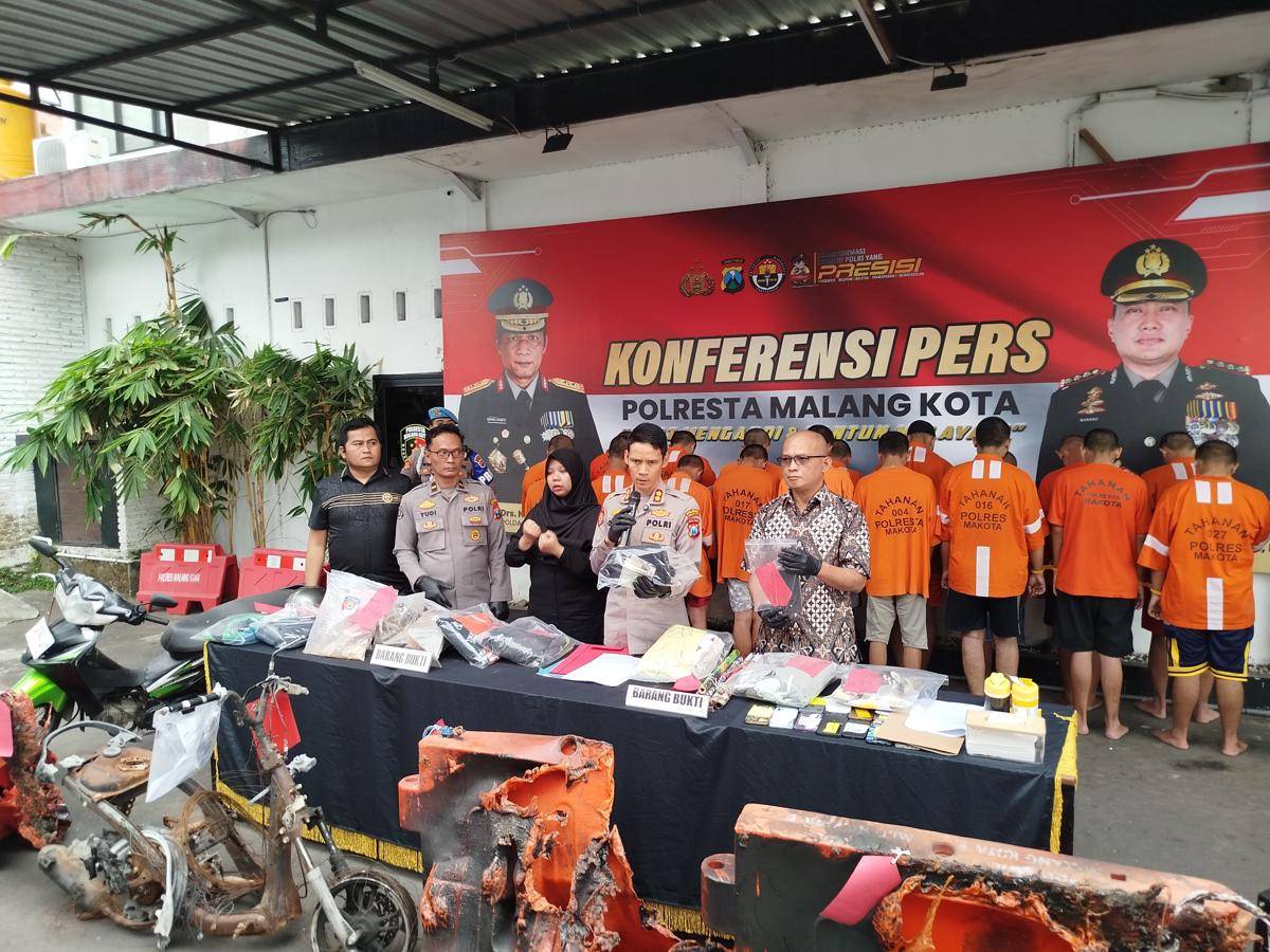 Konferensi pers kasus kerusuhan demo ojol di Malang. (IDN Times/Rizal Adhi Pratama)