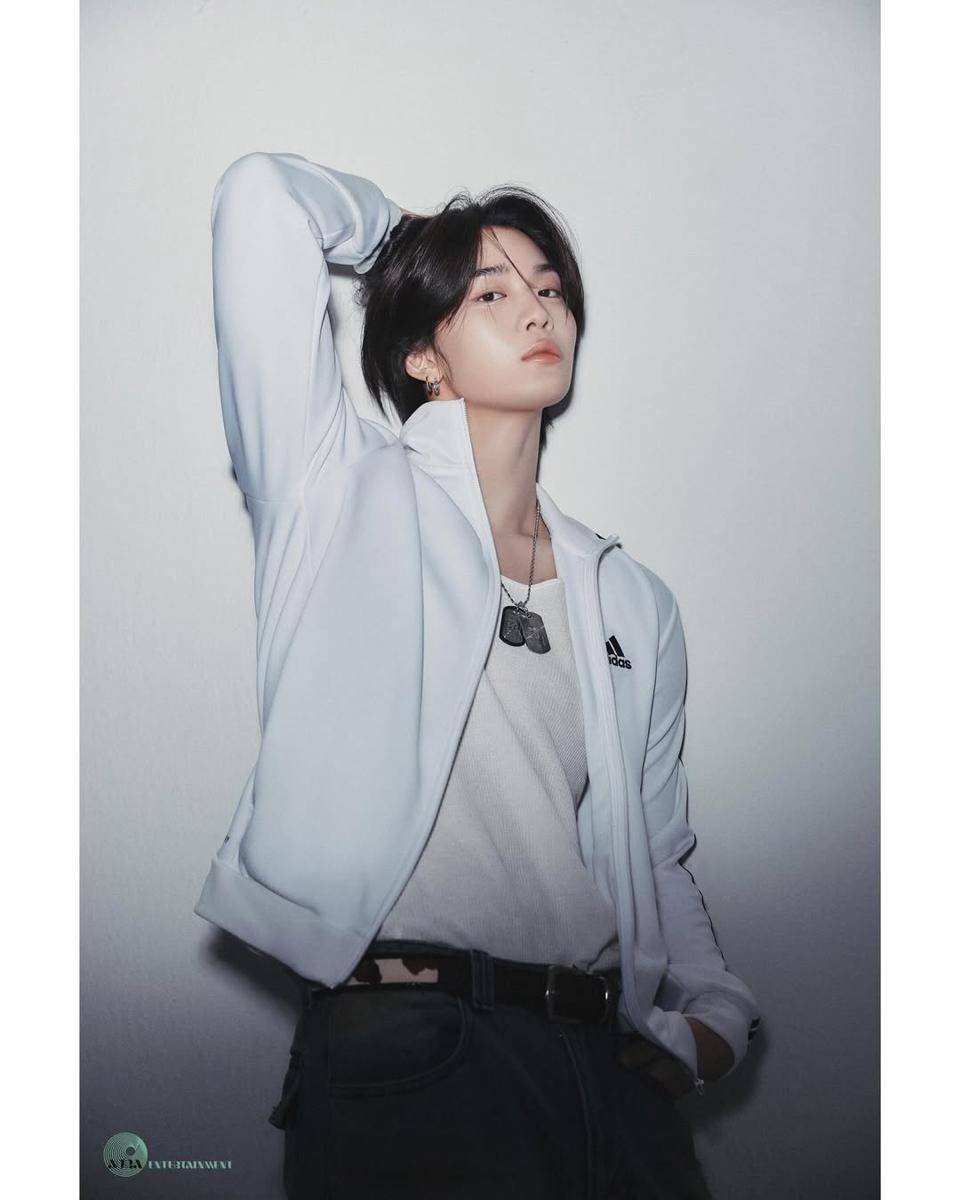 potret Bae Jin Young (www.instagram.com/baejinyoung_bjy)