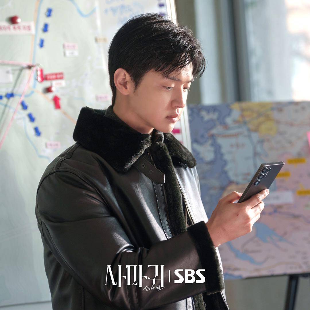 Jang Dong Yoon di Queen Mantis (dok. SBS/Queen Mantis)
