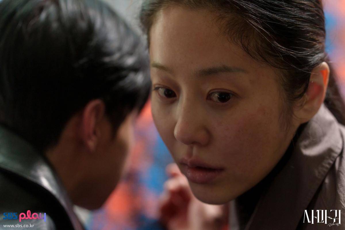 Jang Dong Yoon dan Go Hyun Jung di Queen Mantis