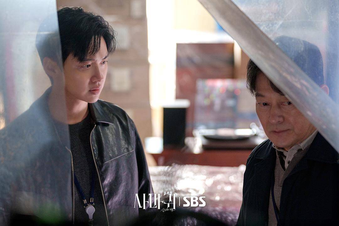 Jang Dong Yoon dan Jo Sung Ha di Queen Mantis