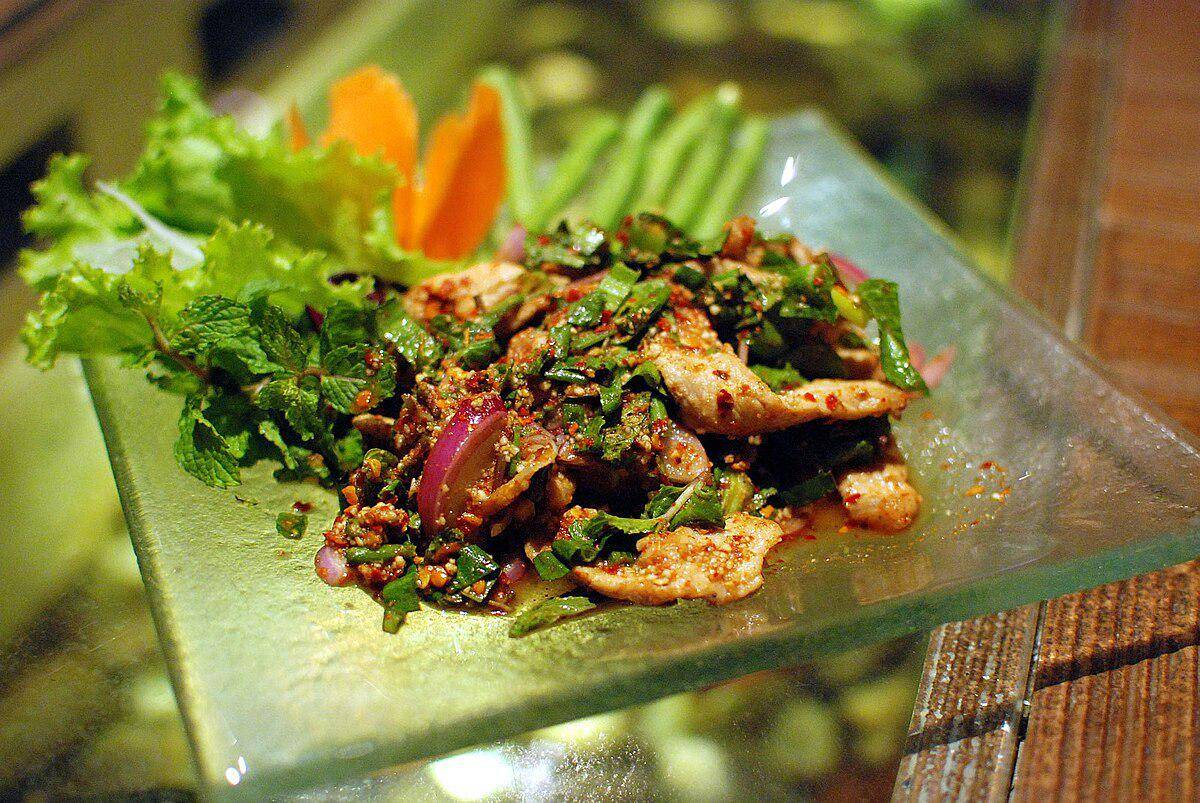Potret nam tok moo (commons.wikimedia.org/Takeaway)