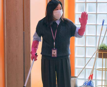 still cut drama Korea To The Moon (dok. MBC/To The Moon)