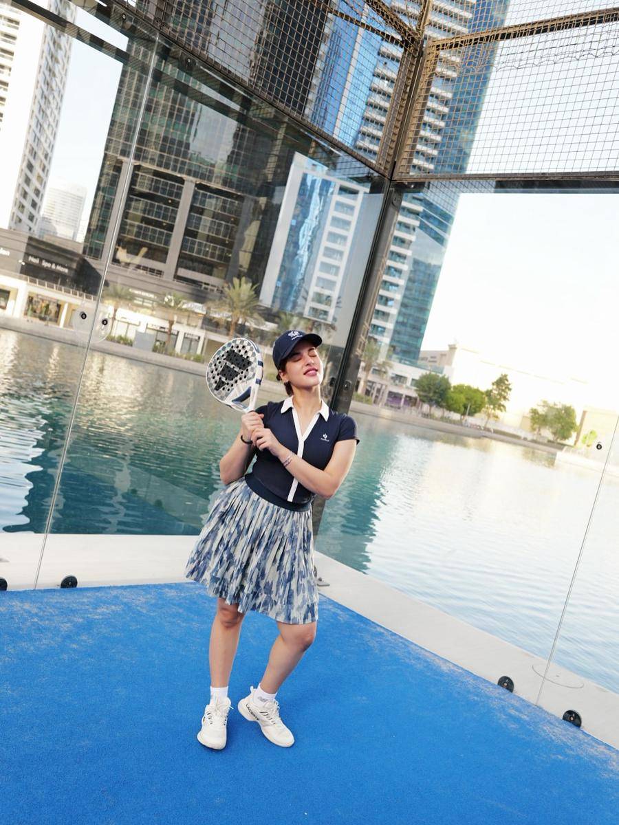 Tasya Farasya main padel di Dubai 