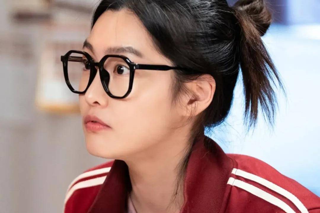 Joo Bo Young di My Troublesome Star 