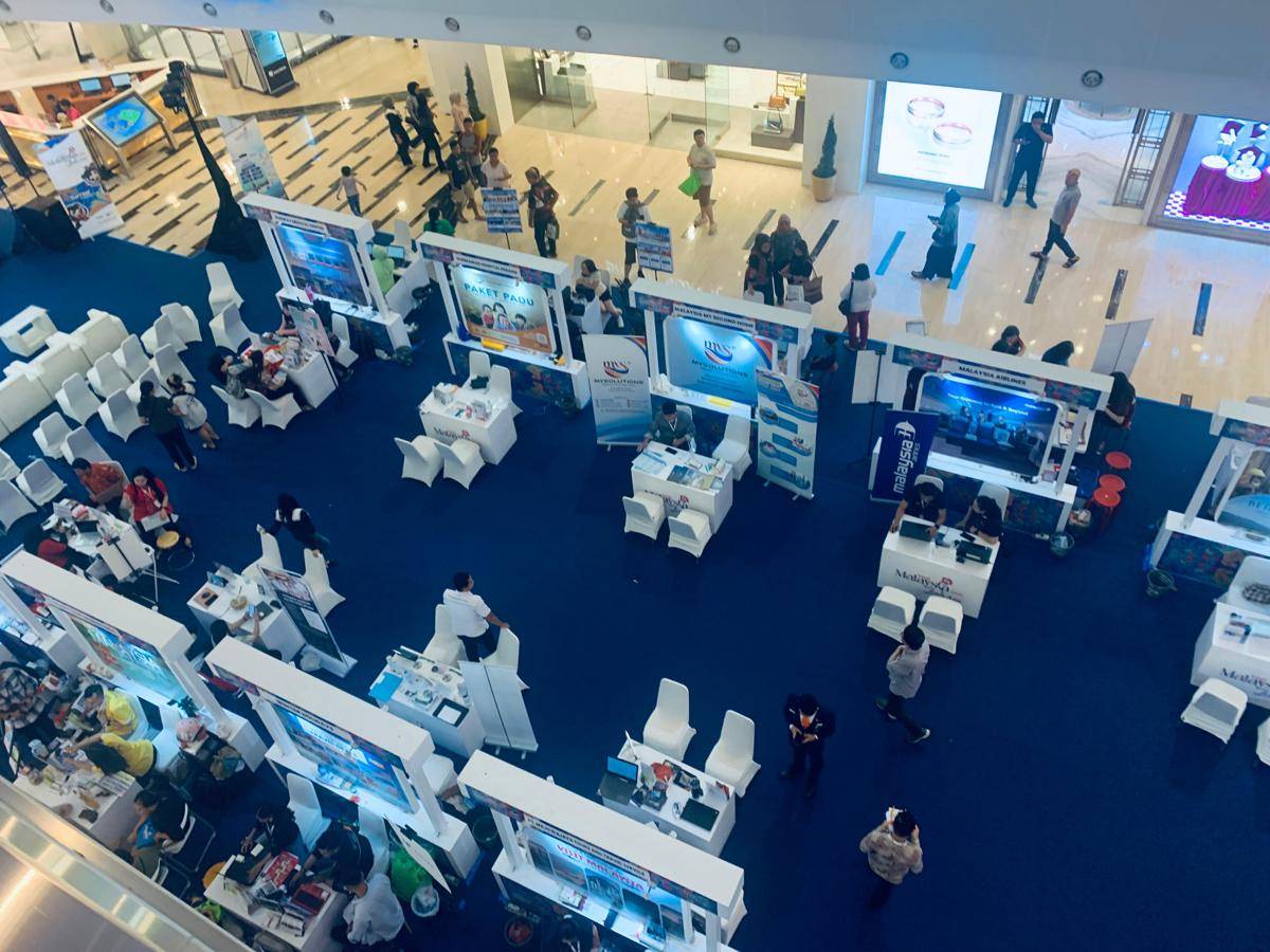 Pembukaan Malaysia Tourism Fair di Centre Point Mal, Jumat (26/9/2025) (IDN Times/Doni Hermawan)