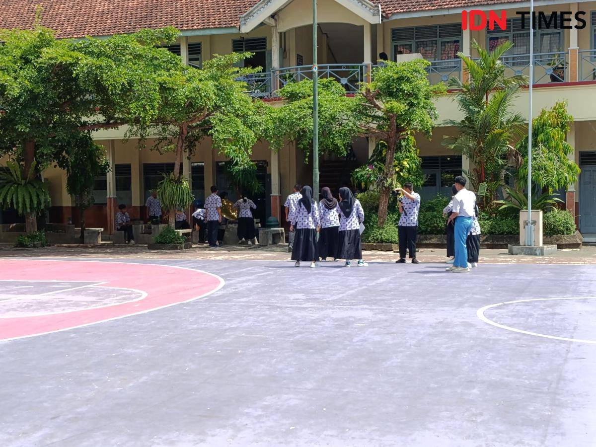 Siswa SMAN 1 Kedungwaru Tulungagung saat beraktifitas. IDN Times/ Bramanta Pamungkas