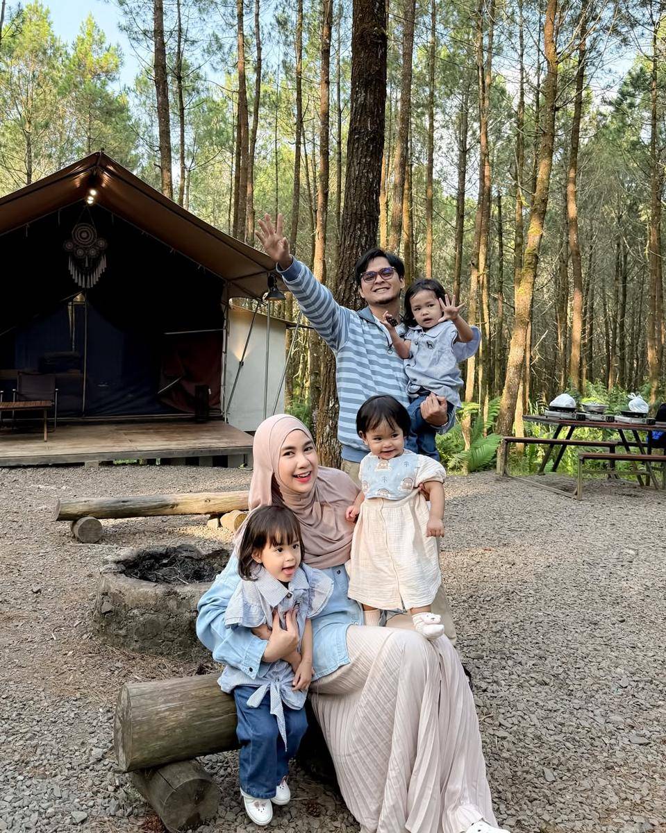 potret keluarga Anisa Rahma