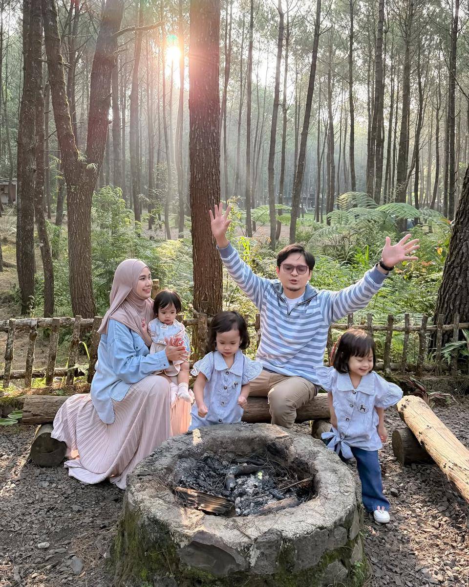 potret keluarga Anisa Rahma