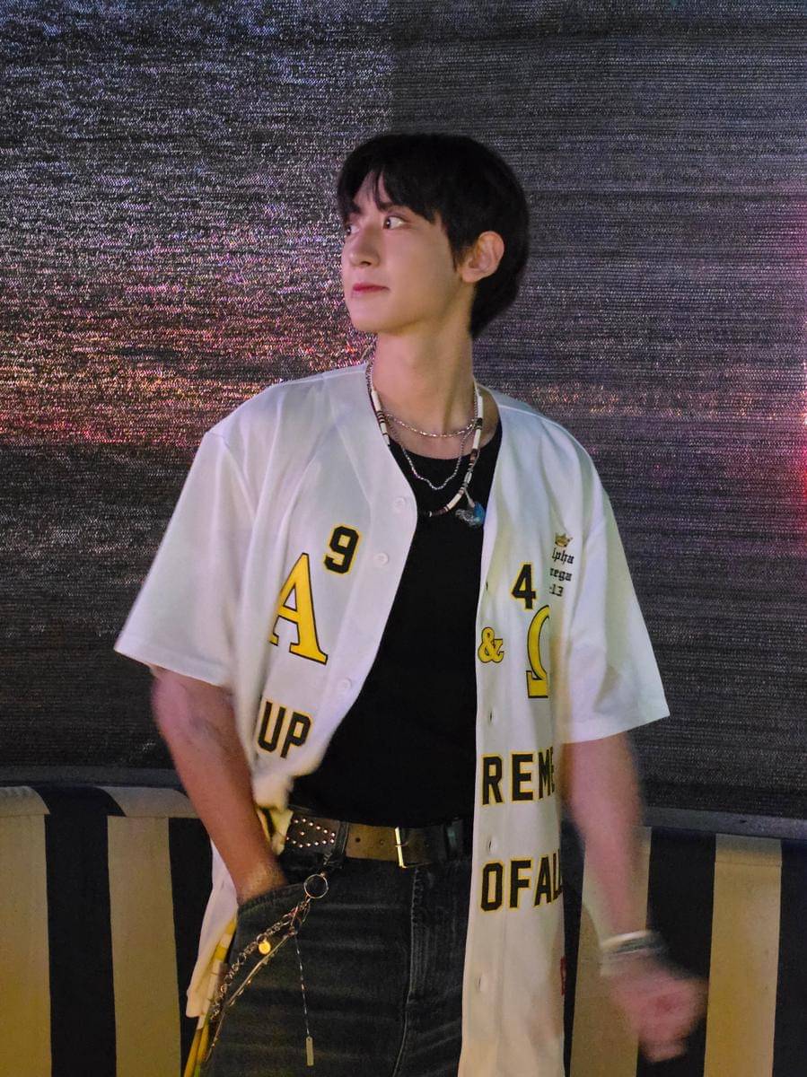 Chanyeol EXO di Waterbomb Bali 2025 (x.com/weareoneEXO)