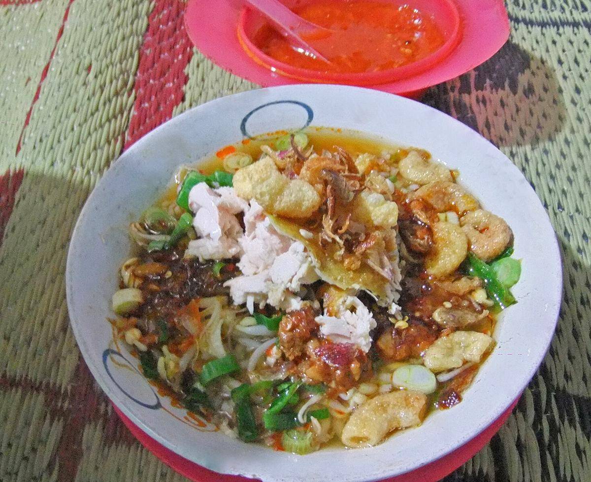 ilustrasi soto khas Tegal 