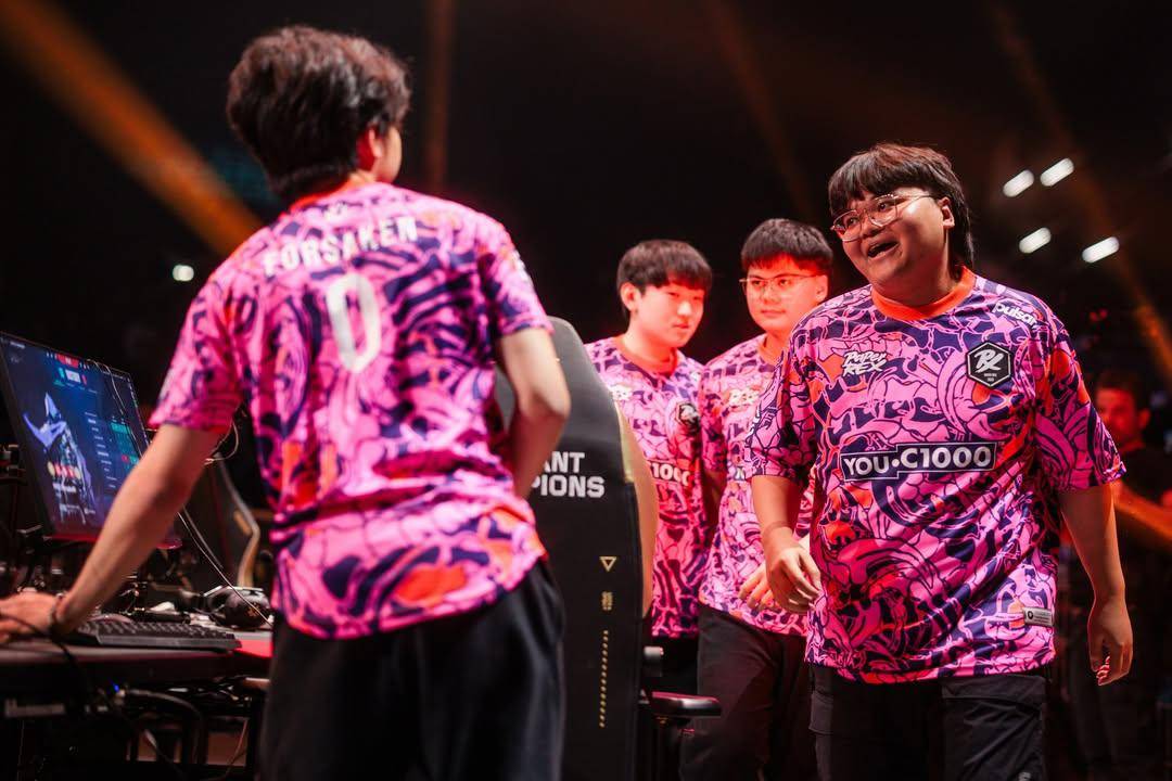 Potret pertandingan antara Paper Rex vs G2 di Valorant Champions 2025 