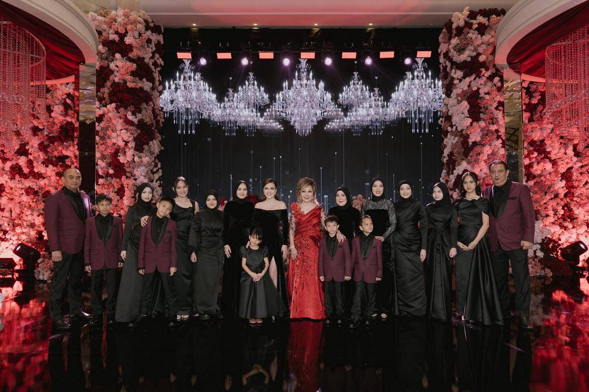 pesta ulang tahun ibunda Shandy Aulia (instagram.com/shandyaulia)